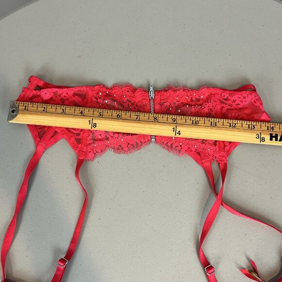 Victoria's Secret Red Lace Garter Belt with Zipper Size XS/S - Picture 10 of 16